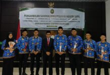 Ketua Mahkamah Syar’iyah Meureudu Ambil Sumpah/Janji Tujuh Pegawai Negeri Sipil